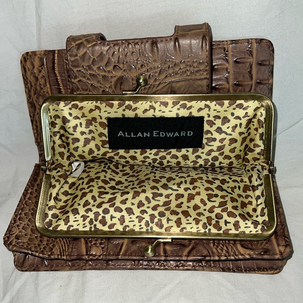 ALLAN EDWARD vintage clutch